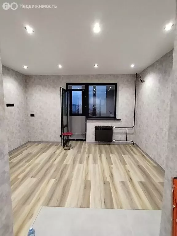 1-комнатная квартира: Тольятти, улица Ворошилова, 15 (30 м) - Фото 1