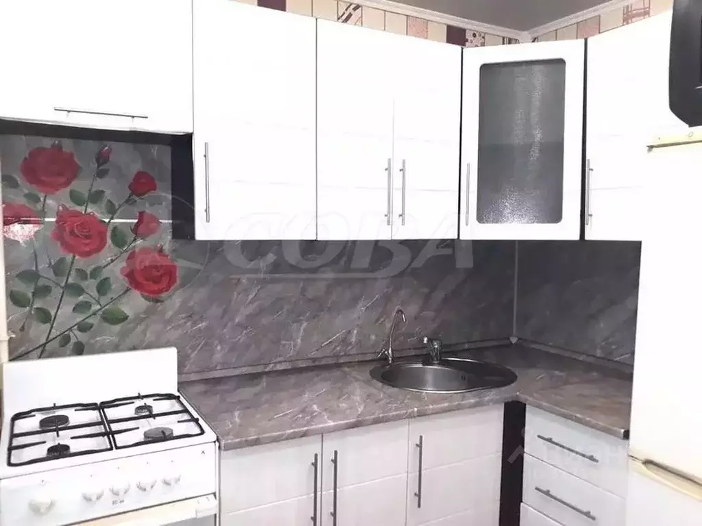 1-к кв. Тюменская область, Тюмень Профсоюзная ул., 79 (30.0 м) - Фото 1