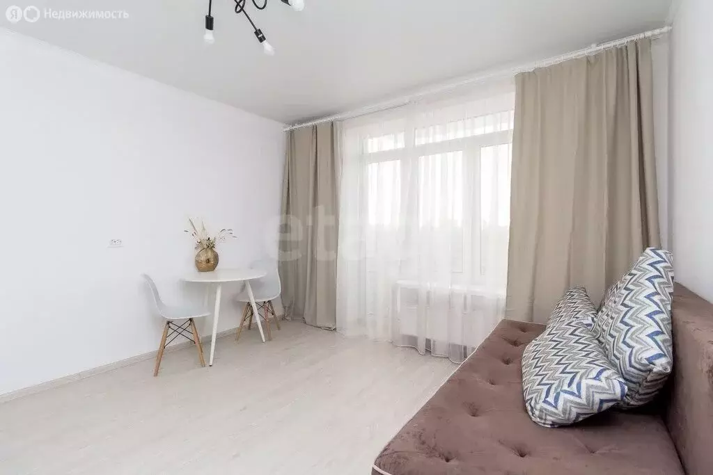 Квартира-студия: Тюмень, микрорайон ДОК, Ботаническая улица, 1 (32 м) - Фото 2