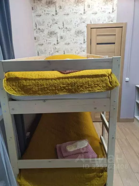 Комната Псковская область, Псков ул. Воровского, 4 - Фото 2