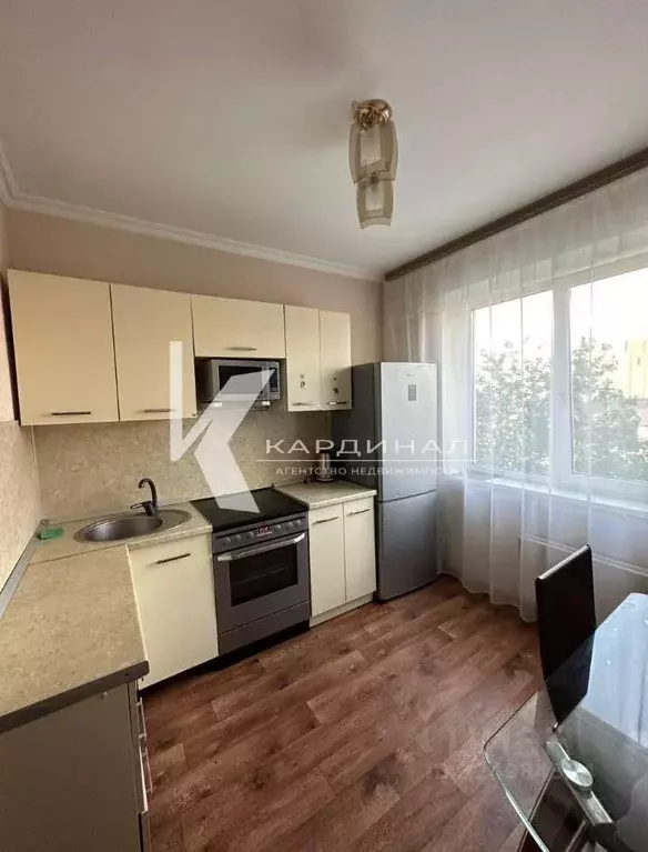 2-к кв. Белгородская область, Старый Оскол Восточный мкр, 1Б (57.0 м) - Фото 2