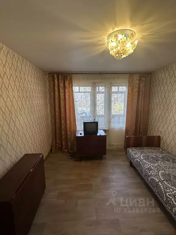4-к кв. Татарстан, Казань ул. Братьев Касимовых, 62 (60.0 м) - Фото 0