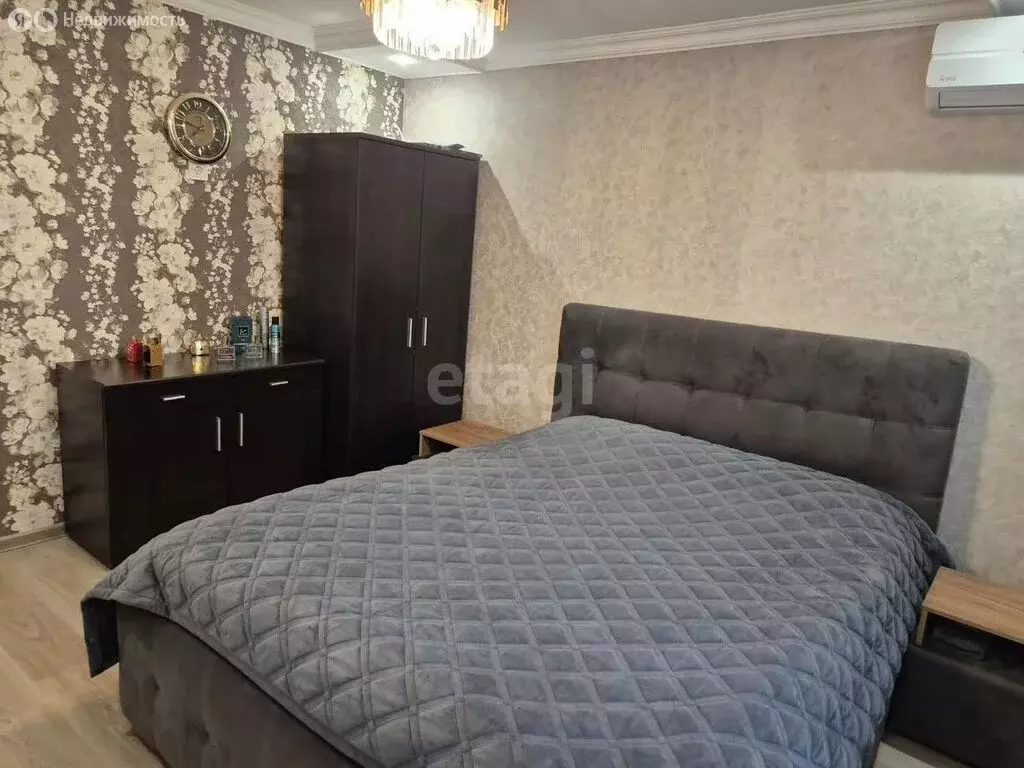 3-комнатная квартира: Воронеж, улица Ворошилова, 6 (63.3 м) - Фото 0