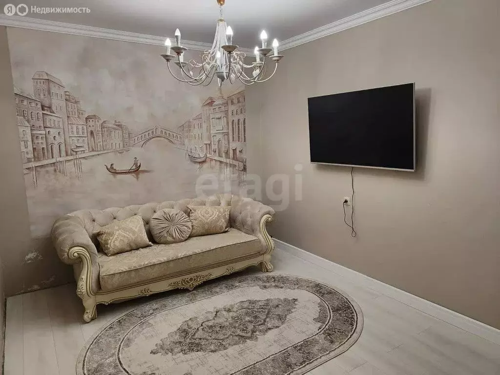 3-комнатная квартира: Чита, Угданская улица, 17 (90 м) - Фото 1