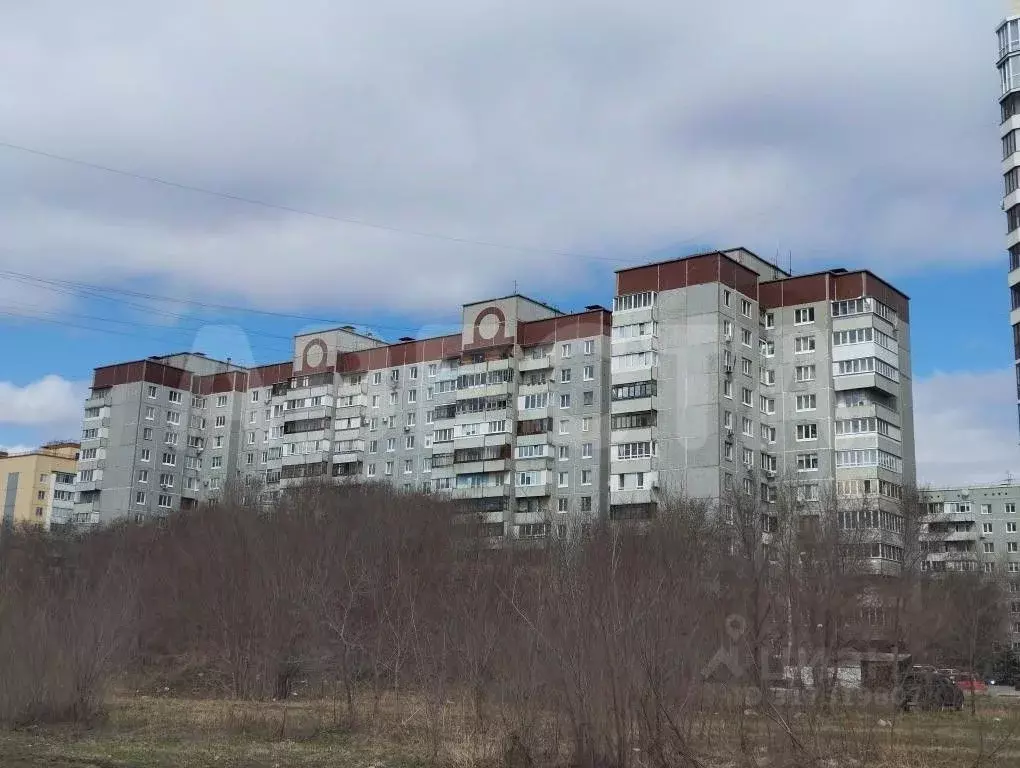 2-к кв. Омская область, Омск ул. 70 лет Октября, 13/2 (50.4 м) - Фото 0
