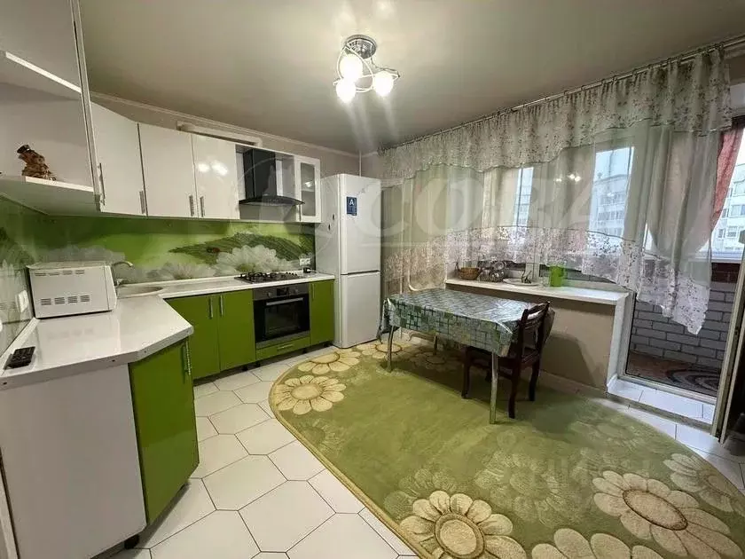 1-к кв. Тюменская область, Тюмень Микрорайон мыс, ул. Малиновского, 8 ... - Фото 1