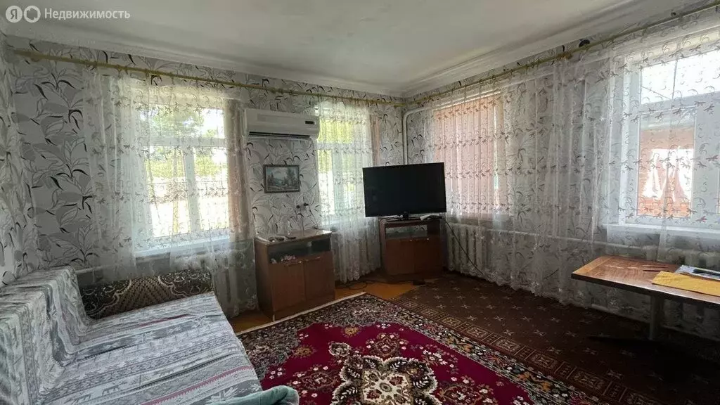 Дом в Лабинск, улица Калинина (90 м) - Фото 1