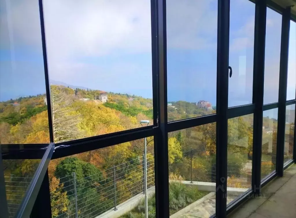 1-к кв. Крым, Алупка ш. Севастопольское, 6Ак2 (29.0 м) - Фото 1