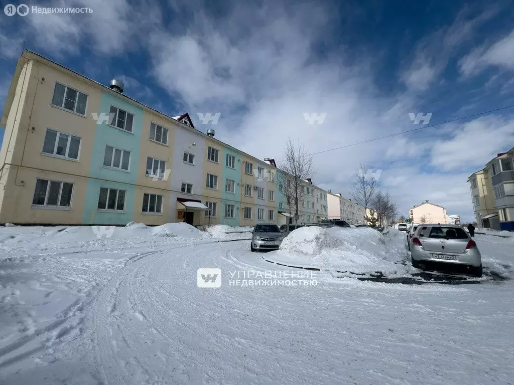 3-комнатная квартира: Южно-Сахалинск, улица Большая Полянка, 9 (63.9 ... - Фото 1