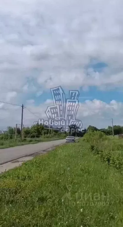 Участок в Воронежская область, Семилукский район, с. Латное Советская ... - Фото 1