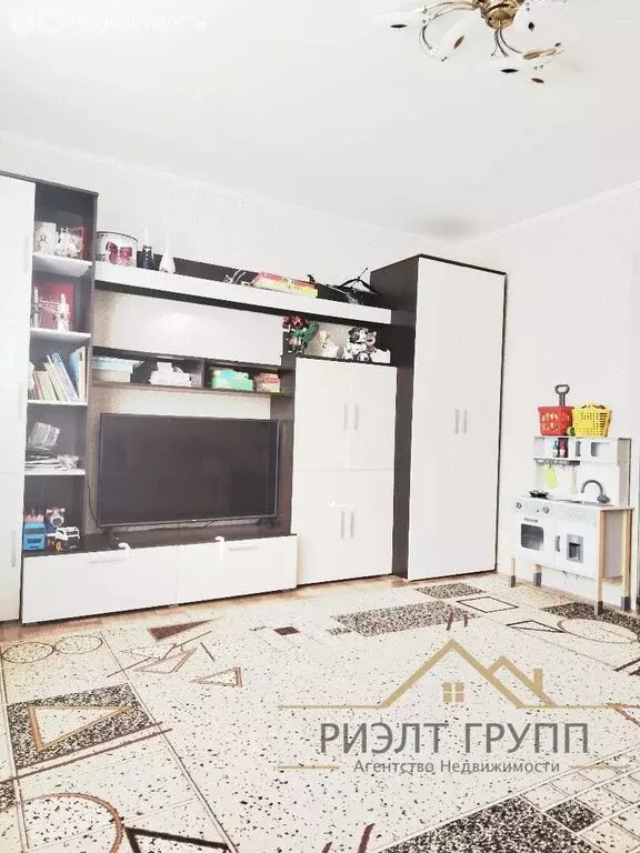 2-комнатная квартира: село Усады, улица ДСУ, 11 (60 м) - Фото 2