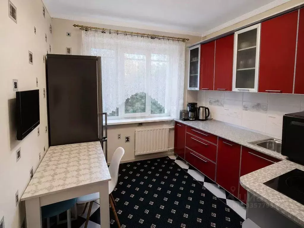 3-к кв. Санкт-Петербург Индустриальный просп., 27 (73.0 м) - Фото 1