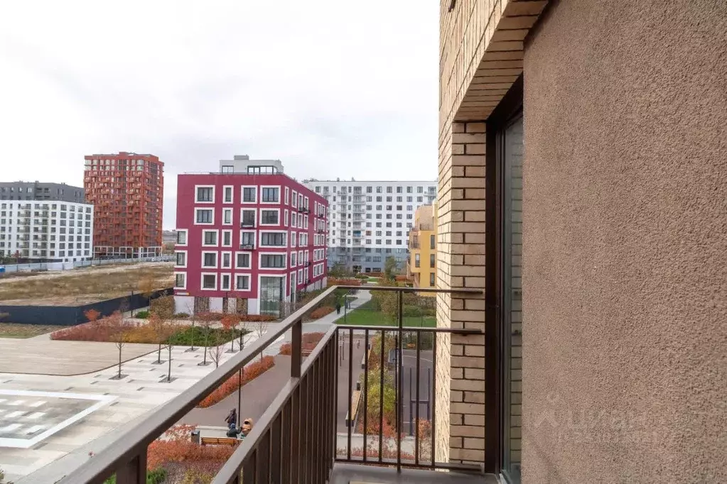 3-к кв. Тюменская область, Тюмень ул. Газовиков, 36 (105.9 м) - Фото 1