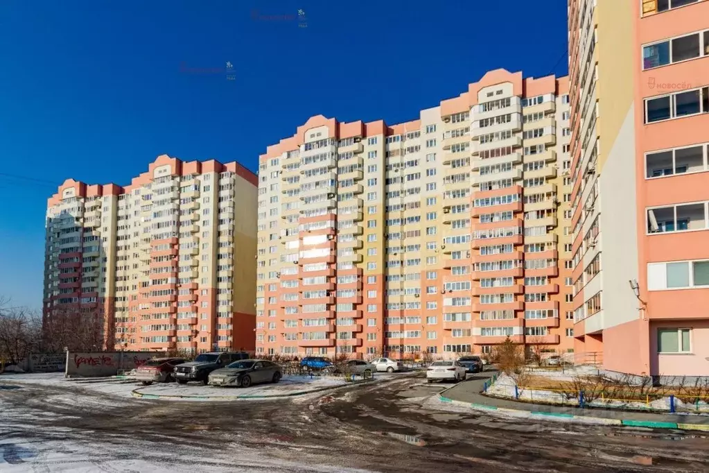 3-к кв. Свердловская область, Екатеринбург Вторчермет жилрайон, ул. ... - Фото 0