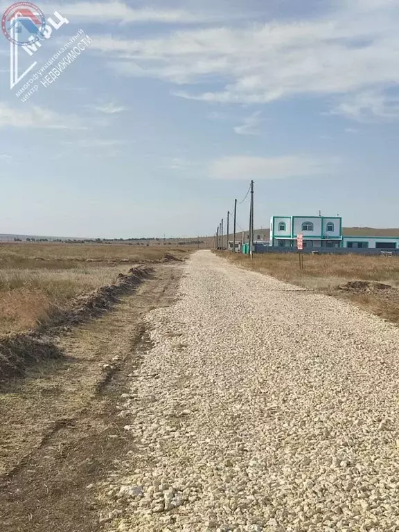 Участок в Крым, Ленинский район, Заветненское с/пос, с. Яковенково  ... - Фото 1