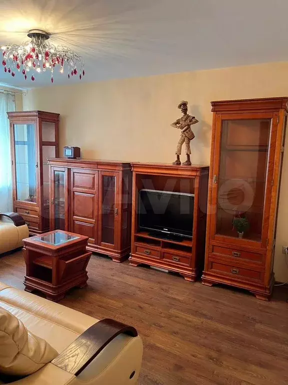 3-к. квартира, 55 м, 6/9 эт. - Фото 0