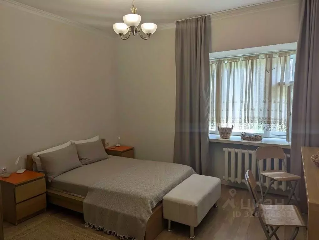 2-к кв. Тюменская область, Тюмень ул. Урицкого, 13 (60.0 м) - Фото 1