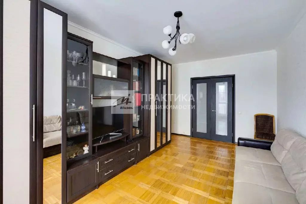 Продается 3-комнатная квартира - Фото 2