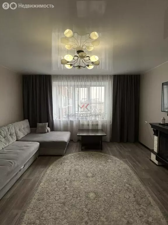 4-комнатная квартира: Абакан, улица Маршала Жукова, 3 (77 м) - Фото 1