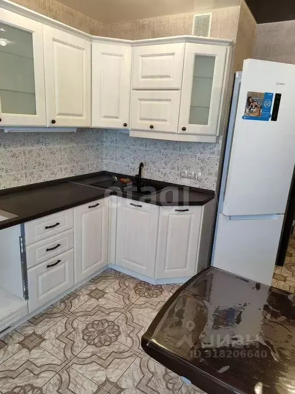 2-к кв. Свердловская область, Екатеринбург ул. Чкалова, 241 (63.8 м) - Фото 0