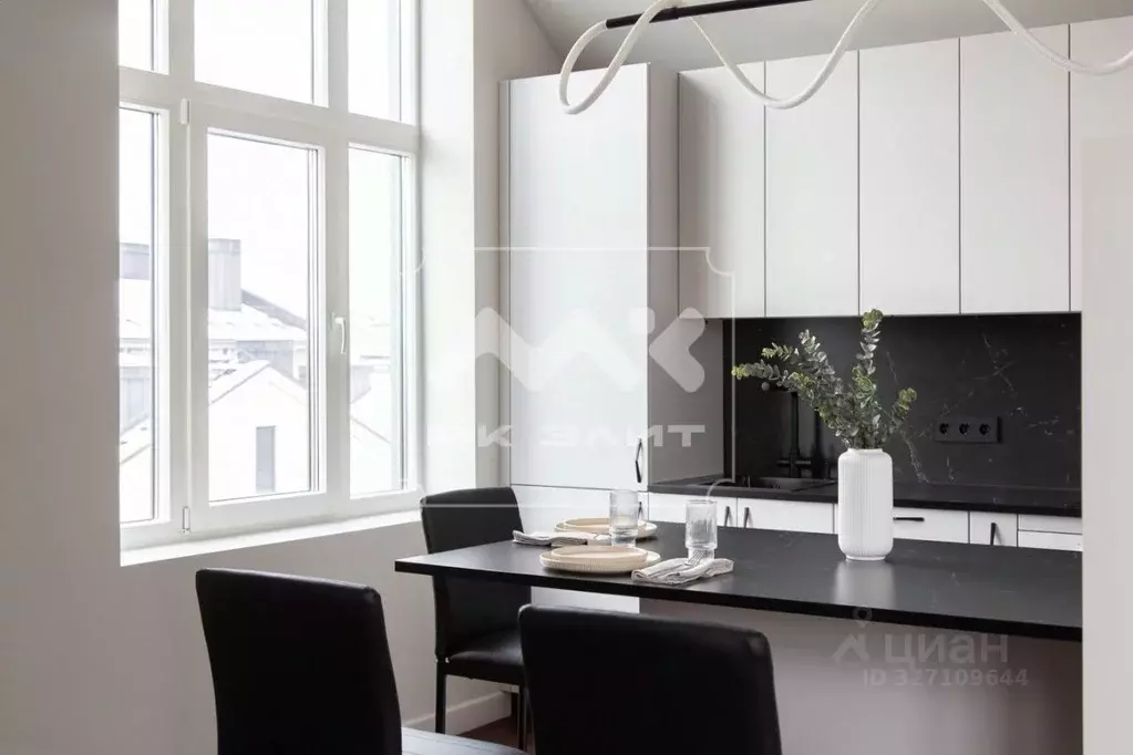 1-к кв. Санкт-Петербург Звенигородская ул., 7к2 (68.6 м) - Фото 1