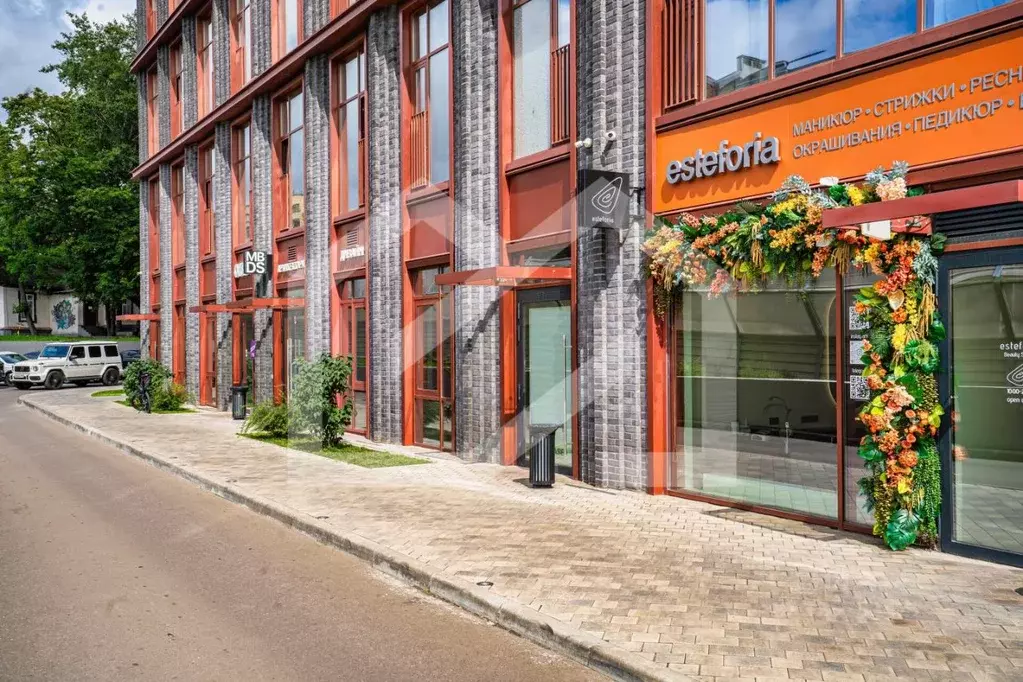 Торговая площадь в Москва ул. Казакова, 7 (68 м) - Фото 1