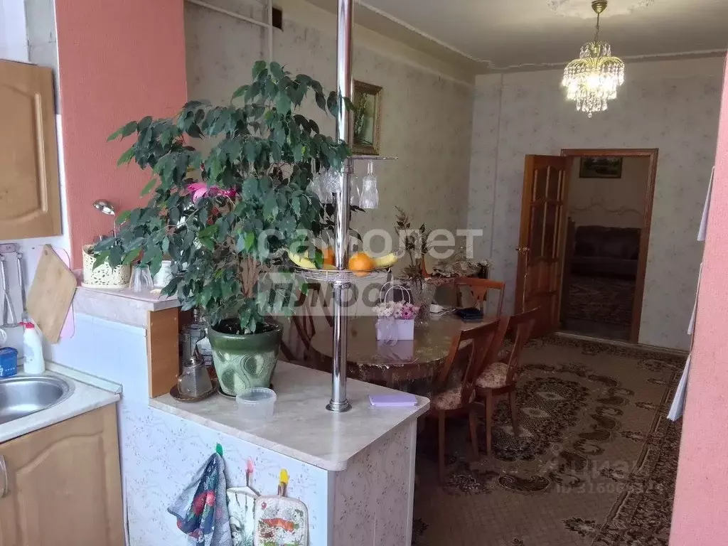 3-к кв. Марий Эл, Йошкар-Ола ул. Машиностроителей, 4б (132.2 м) - Фото 0