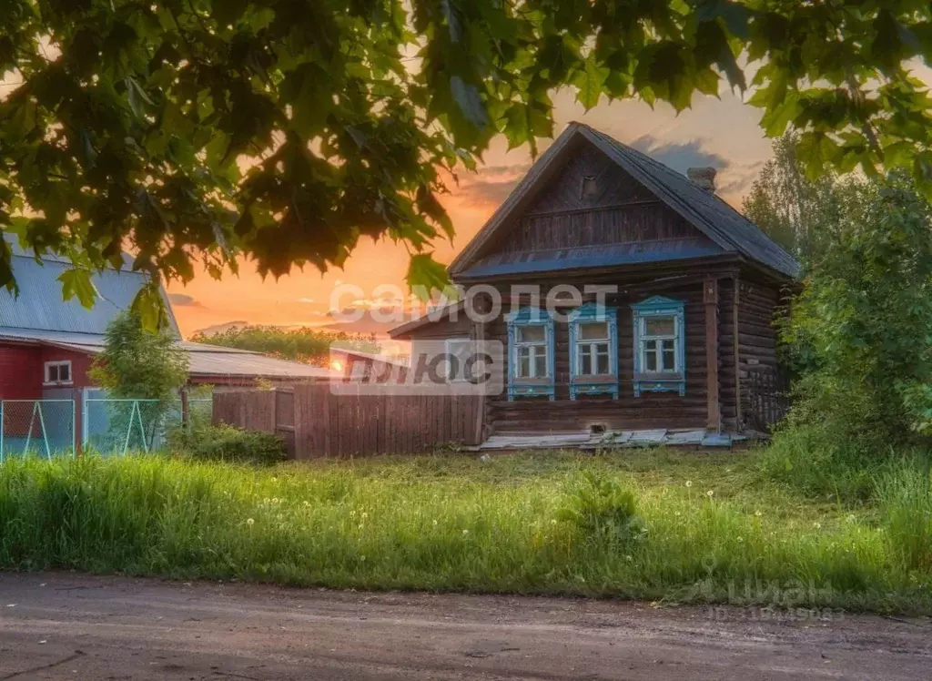 Дом в Курская область, Солнцевский район, Бунинский сельсовет, д. 2-е ... - Фото 0