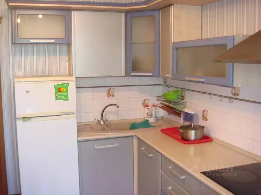 2-к кв. Томская область, Томск Учебная ул., 8 (75.0 м) - Фото 2