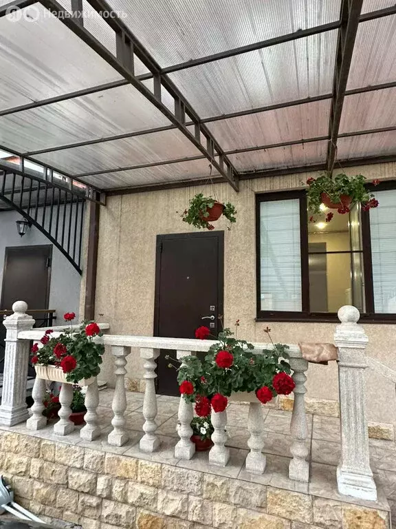 3-комнатная квартира: Владикавказ, улица Алихана Гагкаева, 5к7 (136 м) - Фото 0