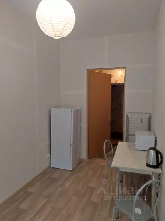 Комната Санкт-Петербург 7-я Советская ул., 31 (13.2 м) - Фото 2