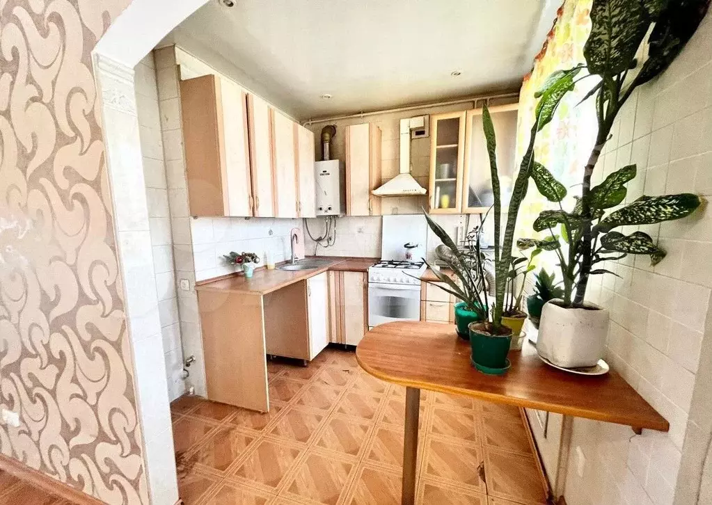3-к. квартира, 46 м, 2/2 эт. - Фото 1