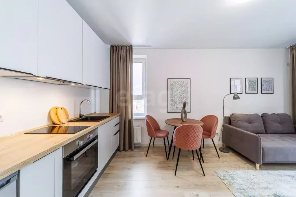 1-к кв. Тюменская область, Тюмень ул. Василия Малкова, 10 (35.8 м) - Фото 1