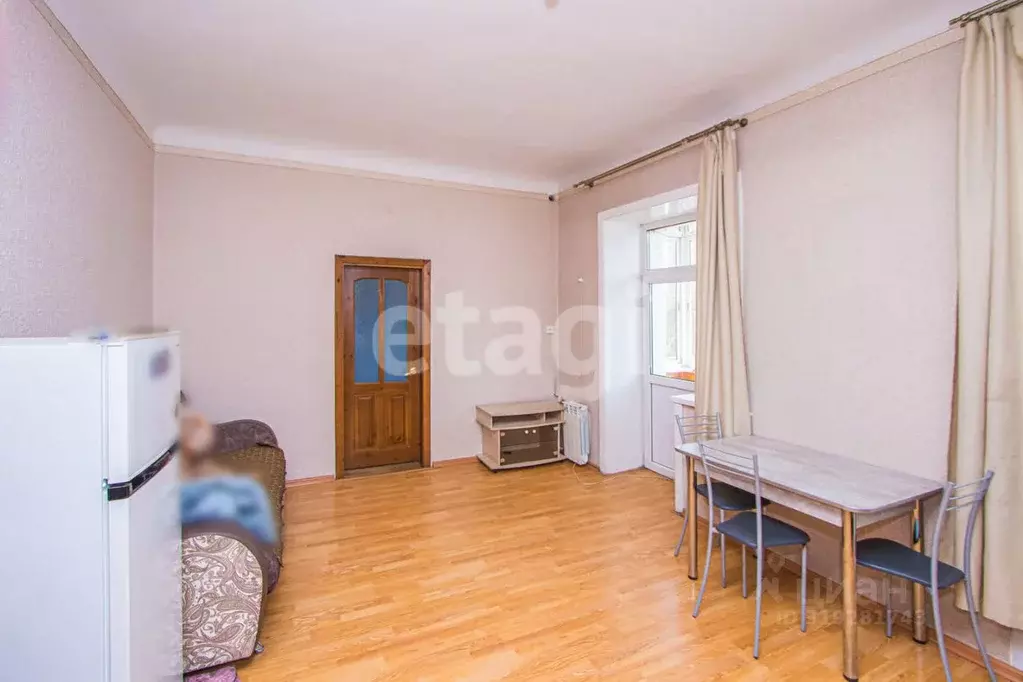 Комната Бурятия, Улан-Удэ Комсомольская ул., 27 (42.7 м) - Фото 1