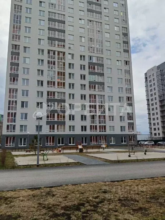 1-к кв. Тюменская область, Тюмень ул. Ветеранов Труда, 9Ак3 (35.1 м) - Фото 0