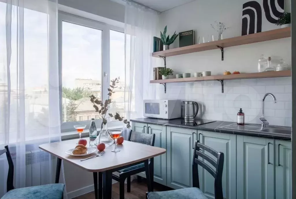 2-к. квартира, 42 м, 4/9 эт. - Фото 1