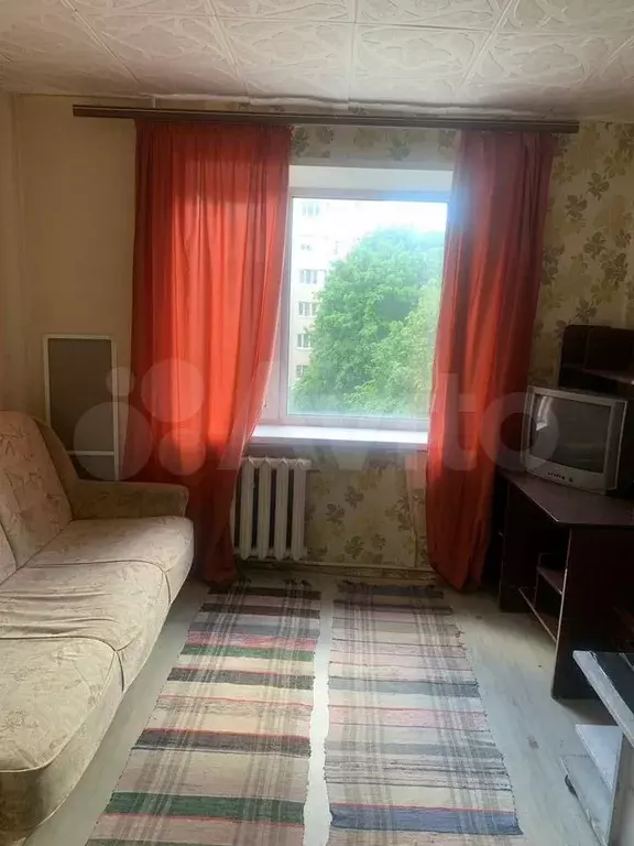 Комната 12,8 м в 4-к., 4/9 эт. - Фото 0