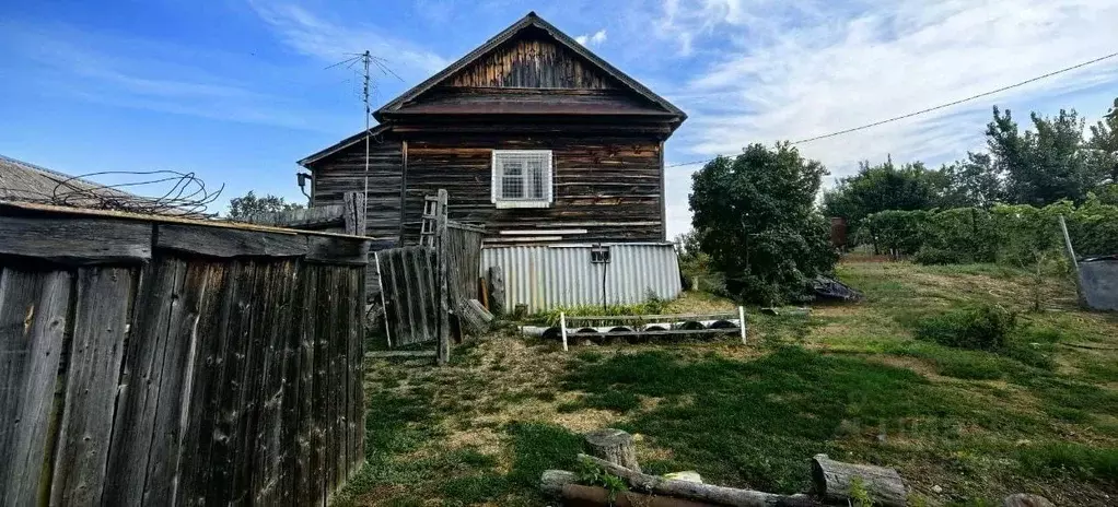 Дом в Саратовская область, д. Крутец ул. Садовая, 6 (70 м) - Фото 1