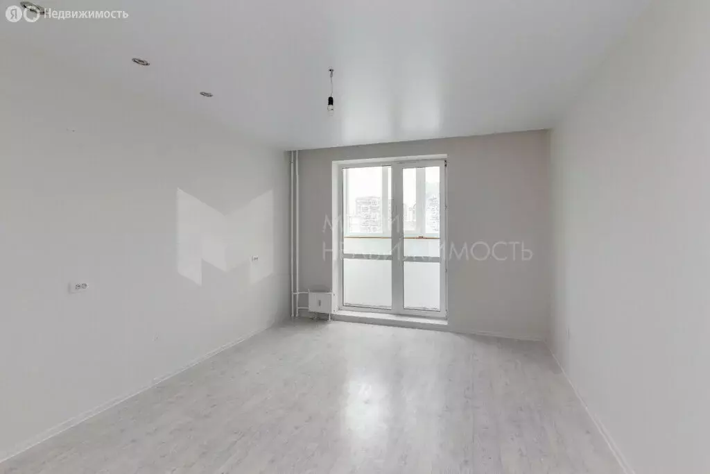 1-комнатная квартира: Тюмень, улица Дмитрия Менделеева, 7 (48.9 м) - Фото 2