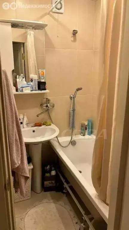 2-комнатная квартира: Махачкала, улица Гайдара Гаджиева, 11А (49 м) - Фото 1