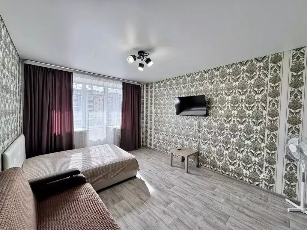 2-к кв. Хакасия, Абакан ул. Кирова, 204А (70.0 м) - Фото 1