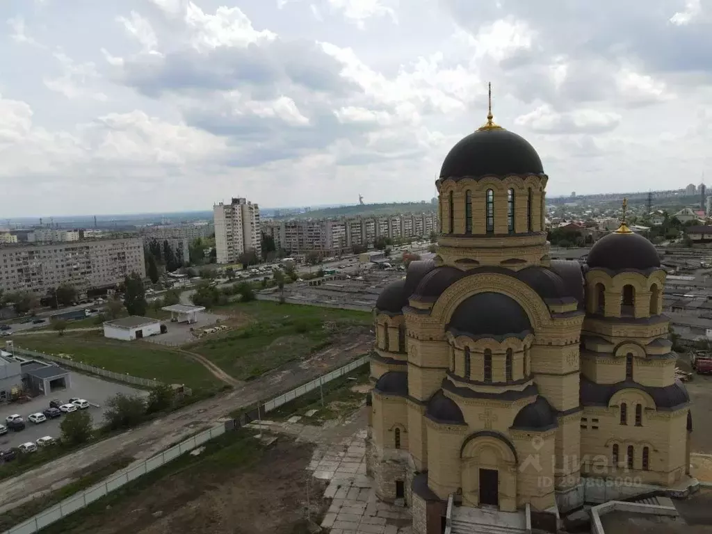 1-к кв. Волгоградская область, Волгоград ул. Поддубного, 1 (60.0 м) - Фото 0