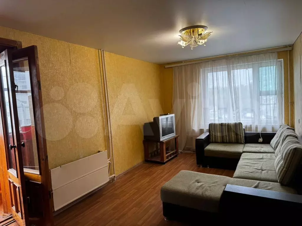 1-к. квартира, 32 м, 4/10 эт. - Фото 1
