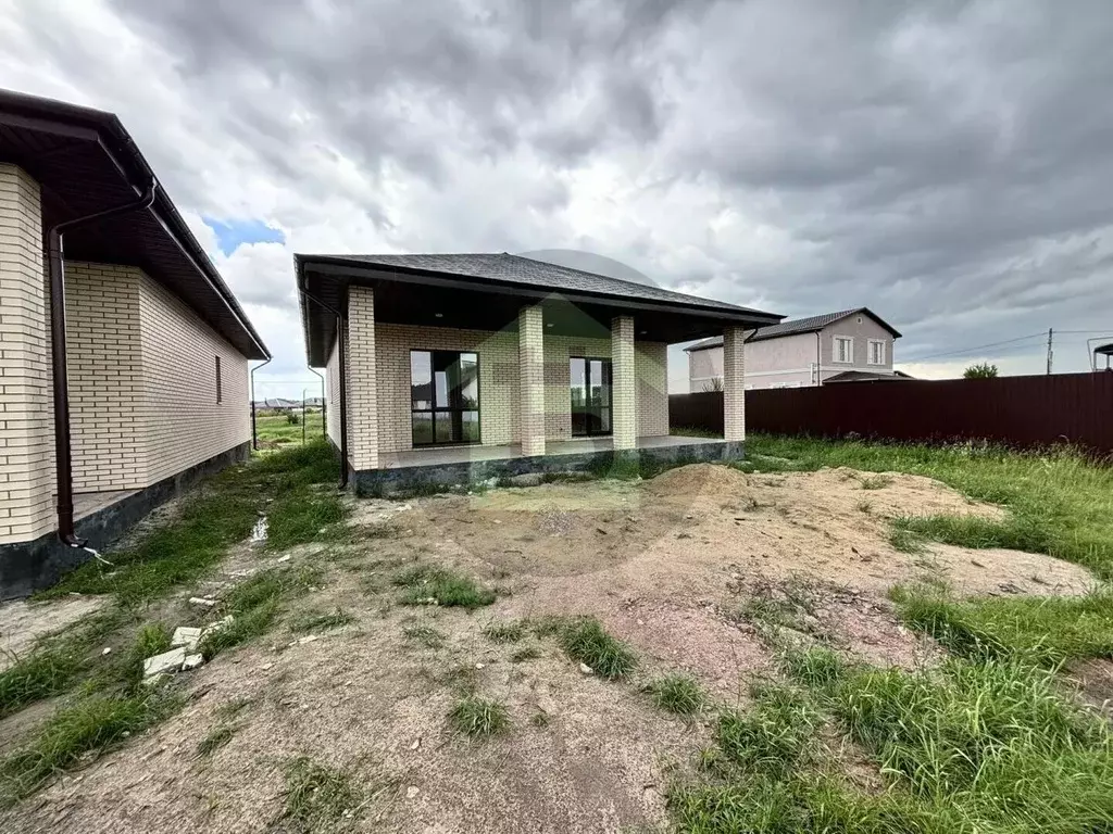 Дом в Курская область, Курский район, Моковский сельсовет, д. 2-я ... - Фото 1