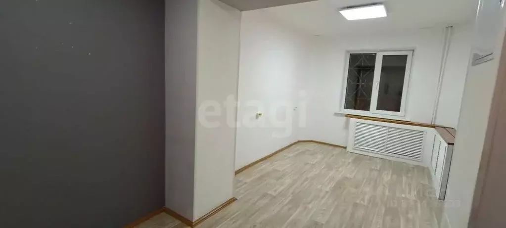 Офис в Свердловская область, Нижний Тагил ул. Циолковского, 4А (170 м) - Фото 1