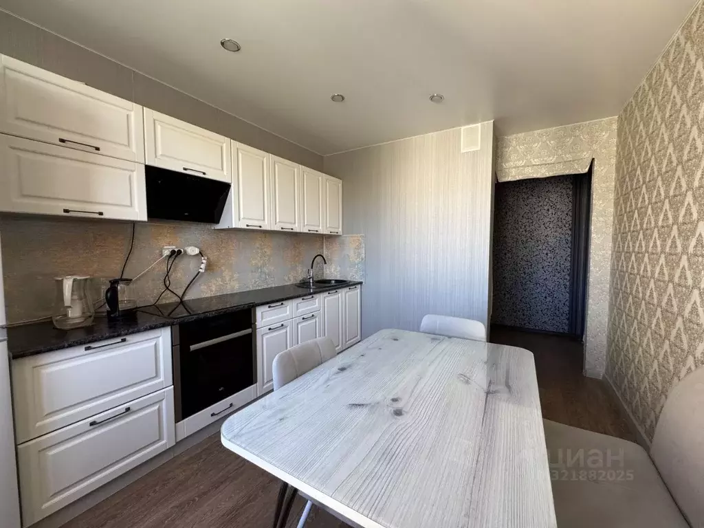 2-к кв. Чувашия, Чебоксары просп. Тракторостроителей, 56к1 (62.0 м) - Фото 1