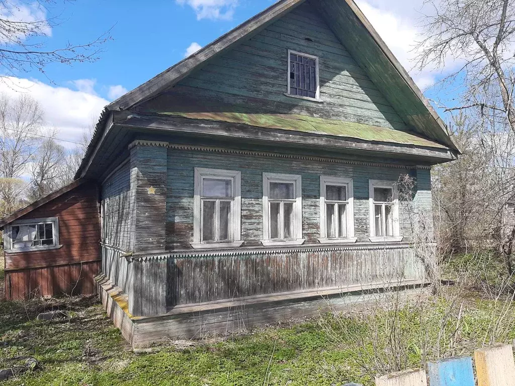 Дом в Новгородская область, Маловишерский район, Бургинское с/пос, д. ... - Фото 1