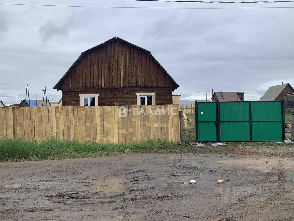 Дом в Бурятия, Иволгинский район, Гурульбинское муниципальное ... - Фото 0