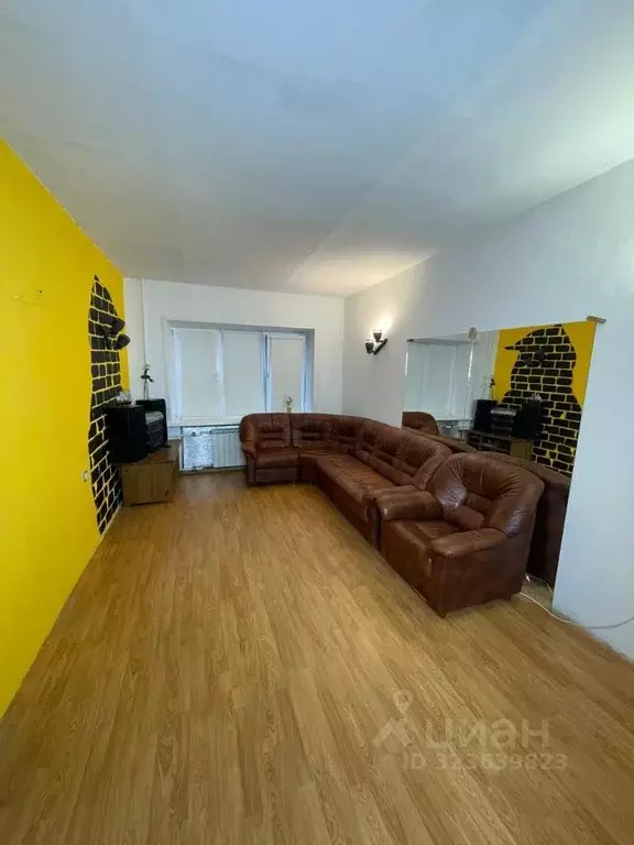 3-к кв. Калужская область, Калуга Первомайская ул., 18 (62.1 м) - Фото 1