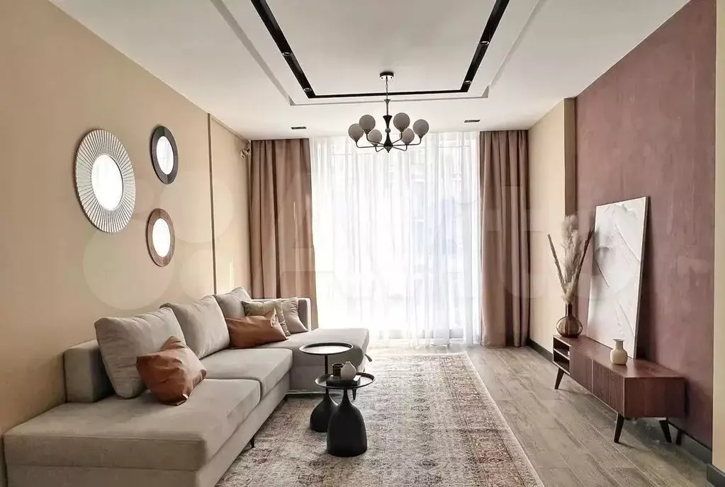 2-к. квартира, 70 м, 12/14 эт. - Фото 1